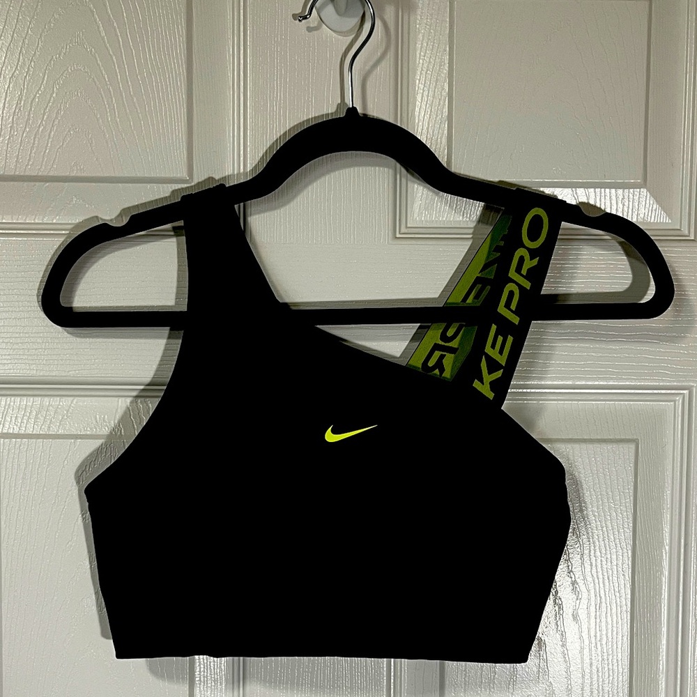 Nike Pro Dry Fit Sportsbra - Medium
